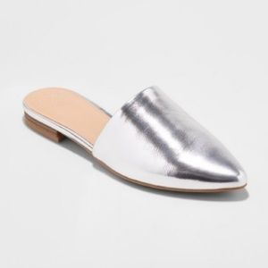 Universal Thread silver mules NWT
